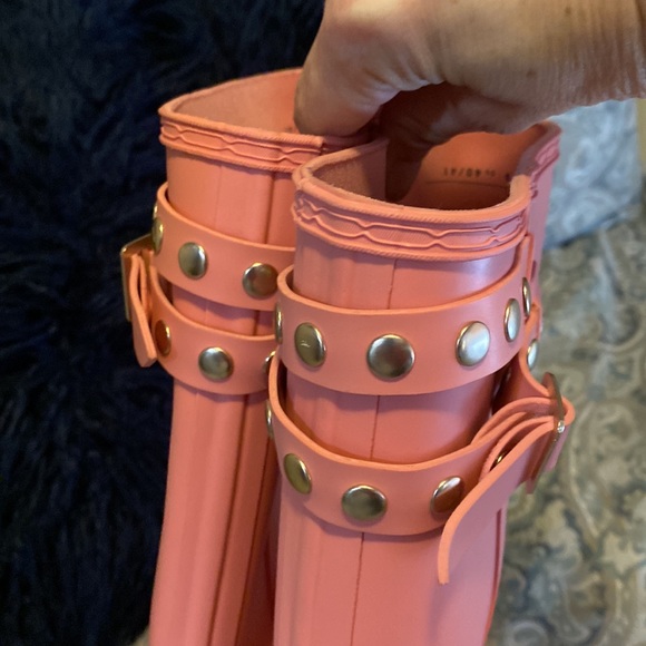 Hunter tall rain boots like new - Picture 2 of 8
